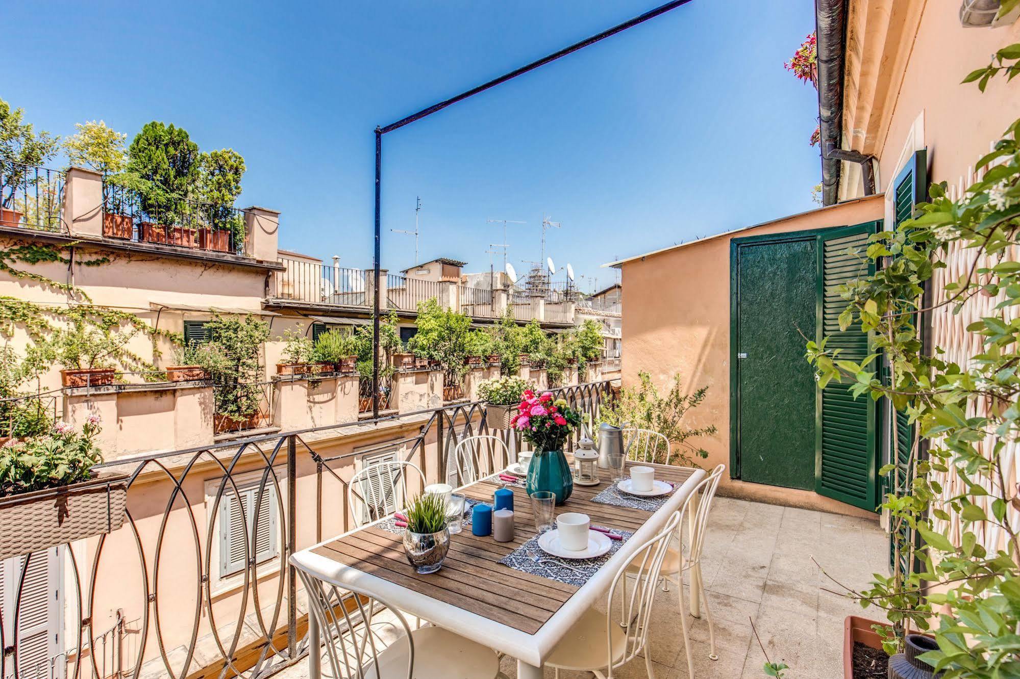 Aweshomeitaly - Spagna Glamour Life Penthouse Rome Buitenkant foto