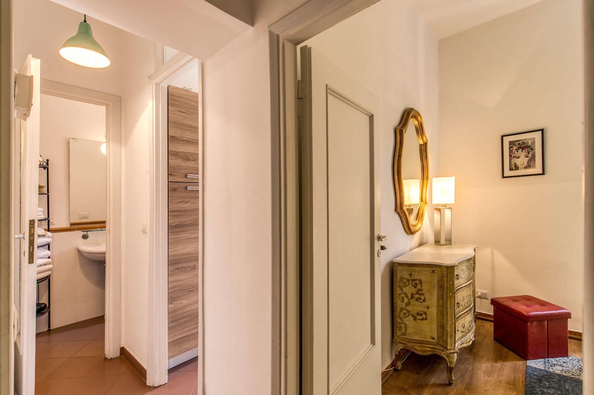 Aweshomeitaly - Spagna Glamour Life Penthouse Rome Buitenkant foto